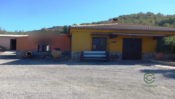 Finca rustica de 0,35 ha per a venda a Granada