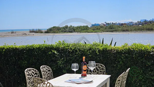 Casa de 0,018 ha en venta en Sotogrande, Cadiz
