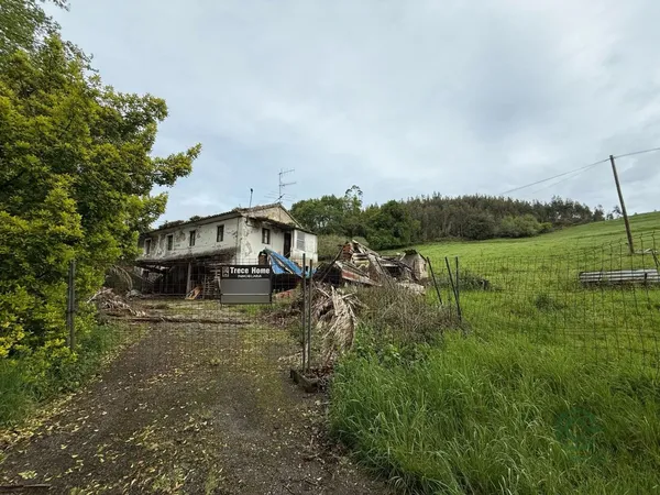 Finca agrícola de 1,8 ha en venta en Meruelo, Cantabria
