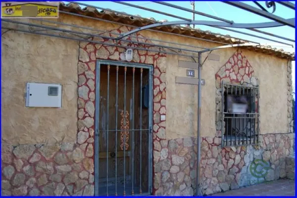 Finca de recreo de 0,0795 ha en venta en Fortuna, Murcia