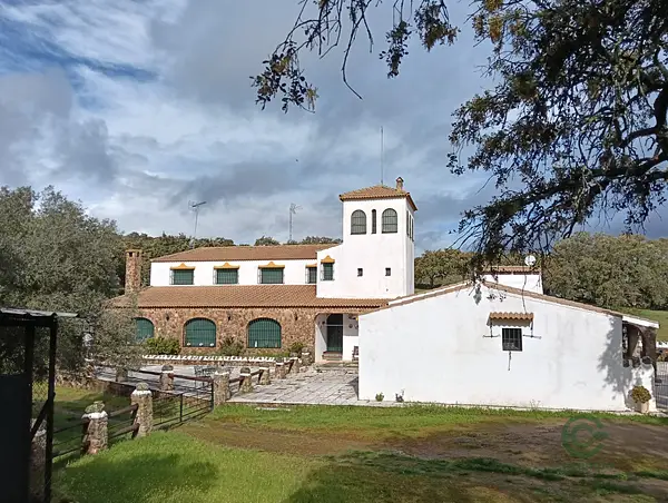 Finca rústica de 24 ha en venta en Badajoz