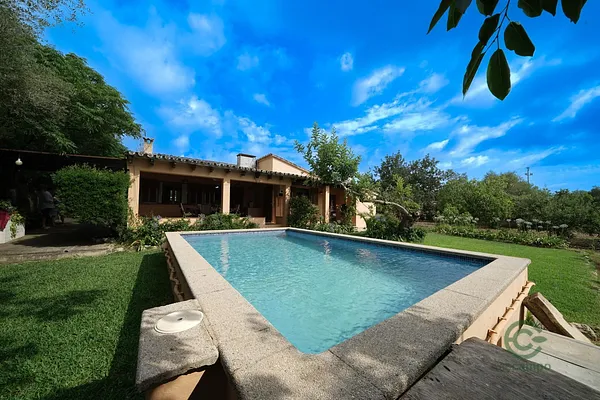 Finca rústica de 0,4382 ha en venta en Pollença, Baleares