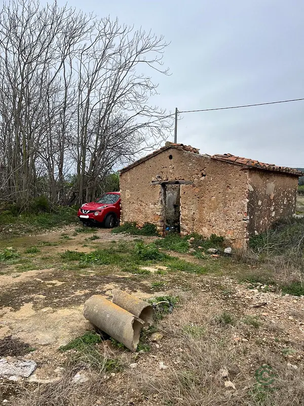 Finca agrícola de 0,93 ha en venta en Castellón