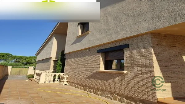 Casa de 0,0555 ha en venta en Albacete, Albacete