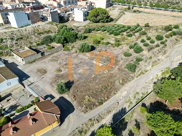 Terreno urbano de 0,335 ha en venta en Huercal-overa, Almeria