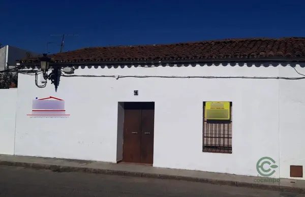Casa de 0,0192 ha en venta en Higuera la real, Badajoz