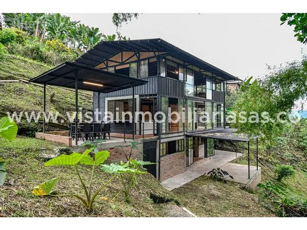 Finca de recreo de 0,28 ha en venta en Caldas