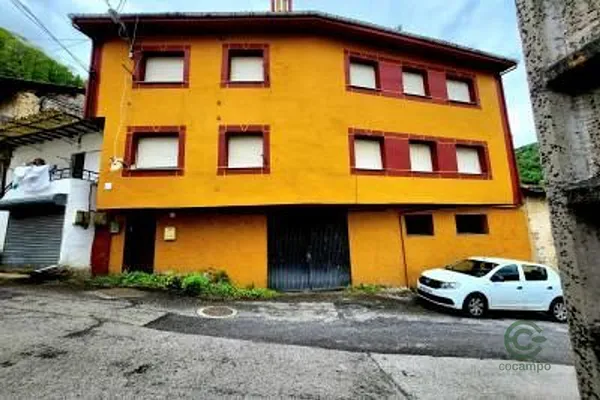 Casa de 0,0261 ha en venta en Cangas del narcea, Asturias