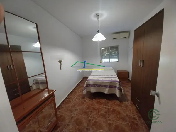 Casa de 0,08 ha en venta en Mérida, Badajoz