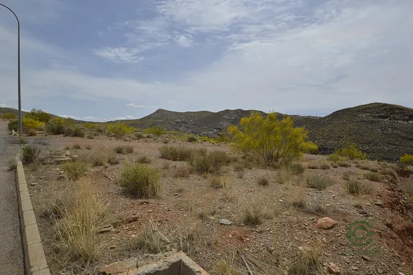 Terreno urbano de 0,4567 ha en venta en Gergal, Almeria