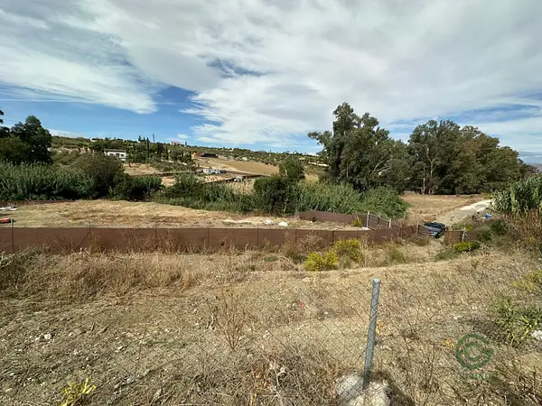 Finca rústica de 0,4001 ha en venta en Alhaurín el grande, Malaga