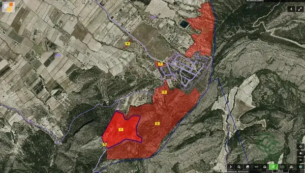 Finca rústica de 75 ha en venta en Alicante