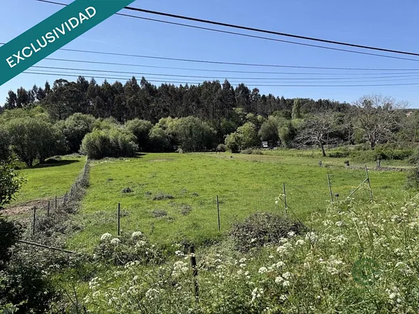 Terreno urbano de 0,2076 ha en venta en Naron, La coruña