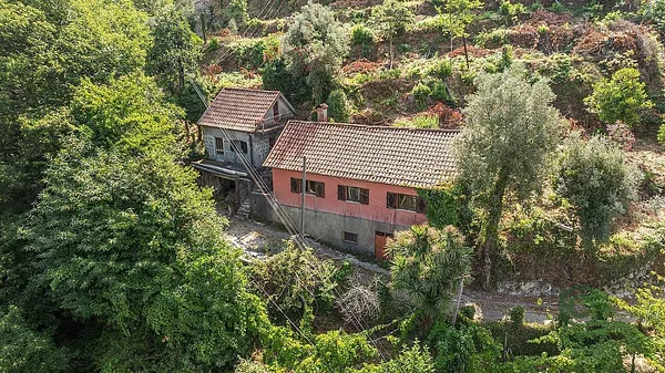 Finca rústica de 0,2885 ha en venta en Bragança