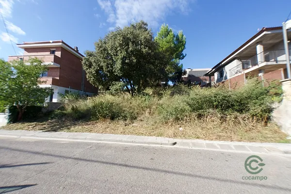 Terreno urbano de 0,0495 ha en venta en Castellgali, Barcelona