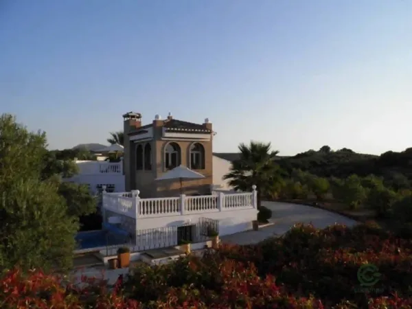 Finca de recreo de 5,8 ha en venta en Loja, Granada