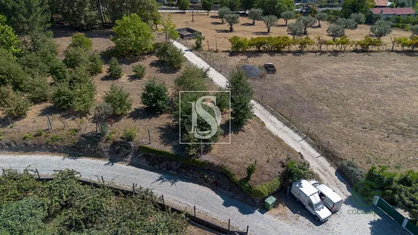 Finca rústica de 0,13 ha en venta en Amarante, Porto