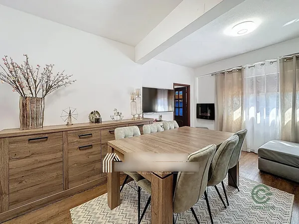 Casa de 0,0107 ha en venta en Campanhã, Porto