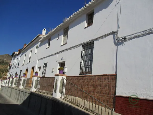 Casa de 0,033 ha en venta en Alora, Malaga