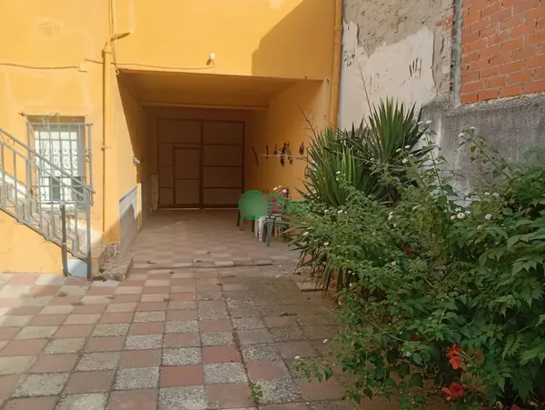 Terreno urbano de 0,08 ha en venta en Yuncos, Toledo