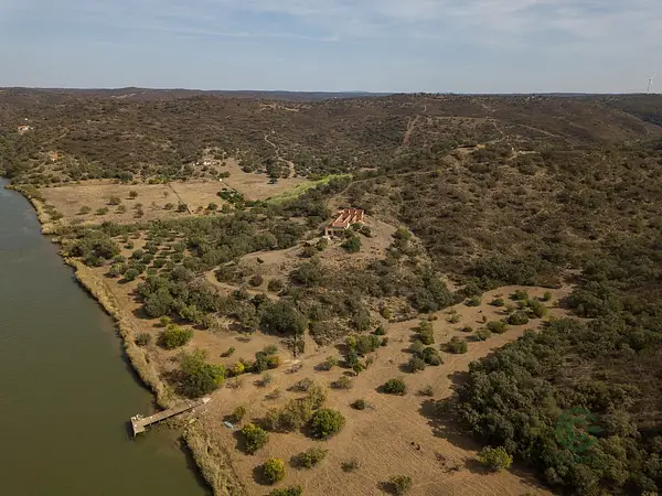 Finca rústica de 30 ha en venta en Huelva