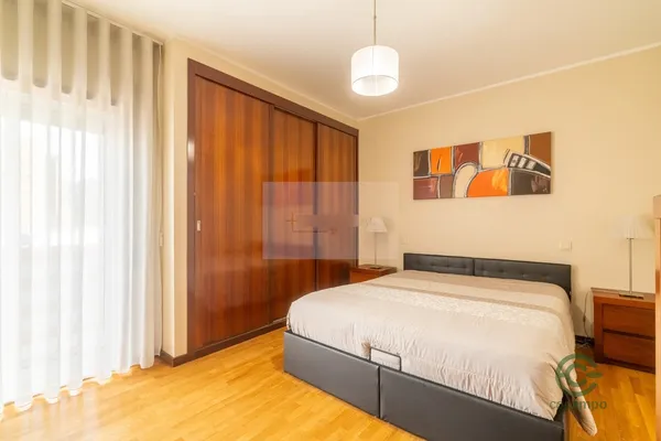 Casa de 0,0222 ha en venta en Águas santas, Porto