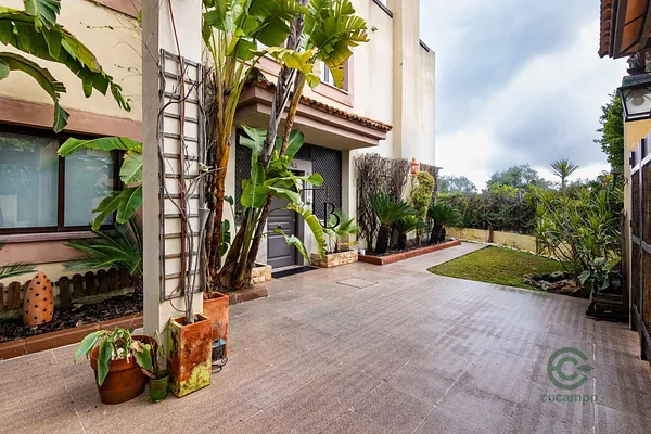 Casa de 0,0502 ha en venta en Guillena, Sevilla