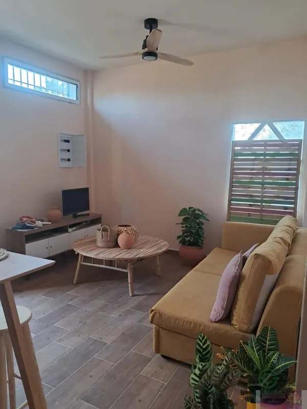 Casa de 0,01 ha en venta en Estepona, Málaga