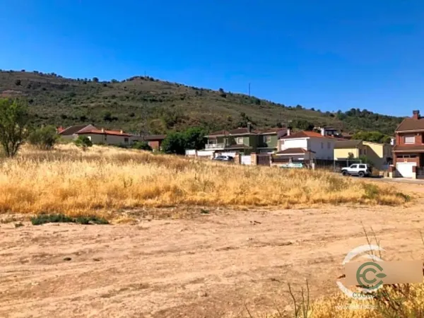 Terreno urbano de 1,2888 ha en venta en Chiloeches, Guadalajara