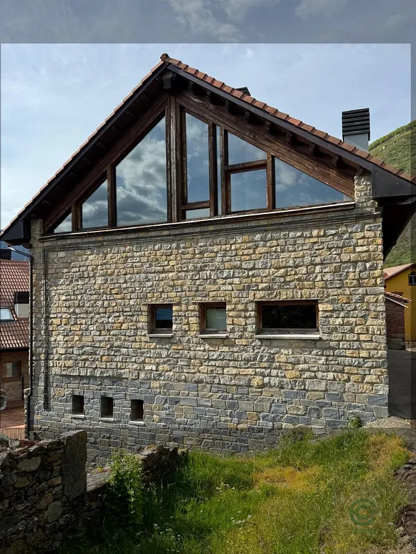 Casa de 0,0103 ha en venta en Puebla de lillo, Leon