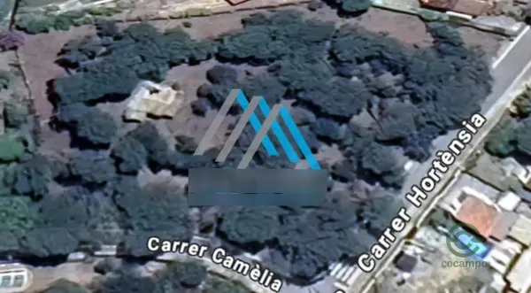 Terreno urbano de 0,07 ha en venta en Llagostera, Girona