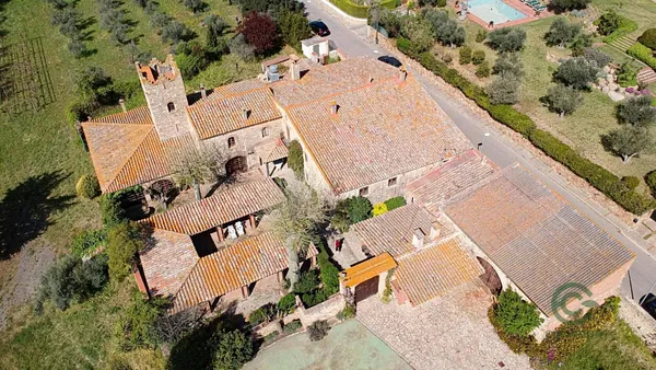 Finca rústica de 0,9878 ha en venta en Castell d'aro, Girona