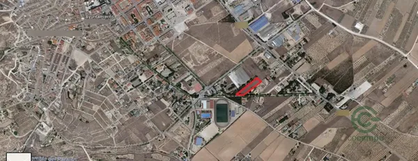 Terreno urbano de 0,4402 ha en venta en Caudete, Albacete