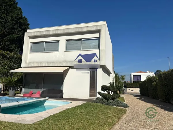 Casa de 0,0745 ha en venta en Vila do conde, Porto