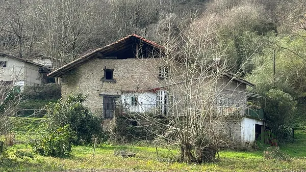 Finca rústica de 27,3 ha en venta en Hernani, Guipuzcoa