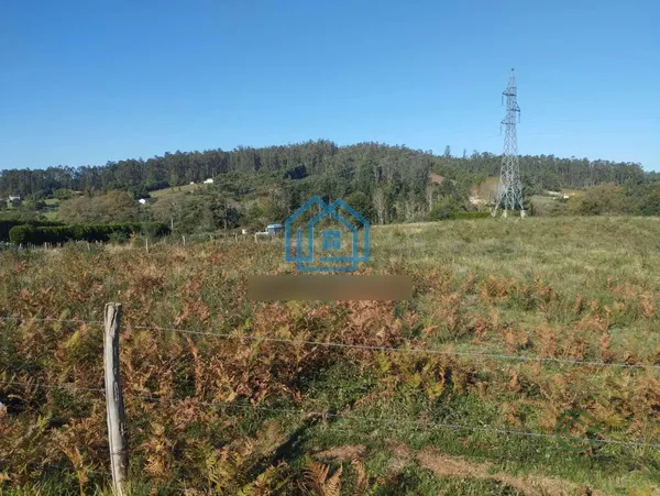 Terreno urbano de 0,56 ha en venta en San sadurniño, La coruña
