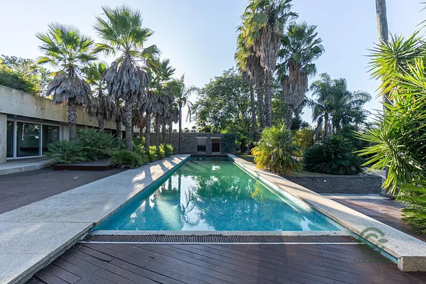 Casa de 0,3336 ha en venta en Gondomar, Porto