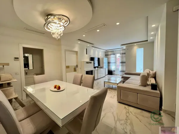 Casa de 0,024 ha en venta en Estepona, Málaga