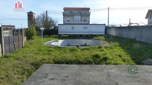 Terreno urbano de 0,1 ha en venta en Piñor, Orense