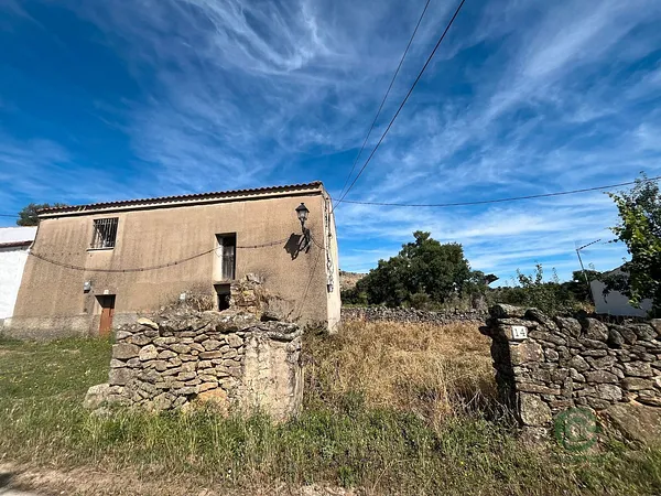 Rustic property of 0,03 ha for sale in Caceres
