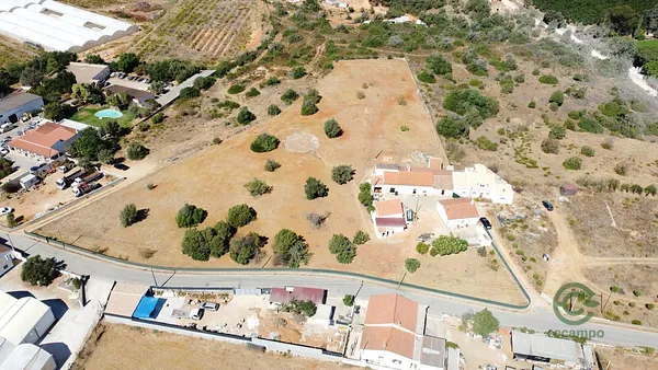Casa de 1,012 ha en venta en Lagoa (algarve), Faro