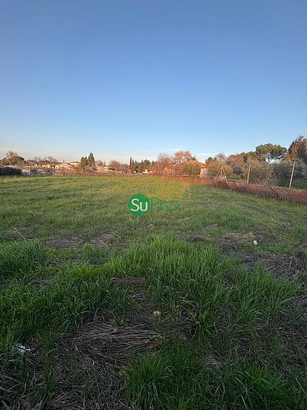 Terreno urbano de 0,2469 ha en venta en Yeles, Toledo