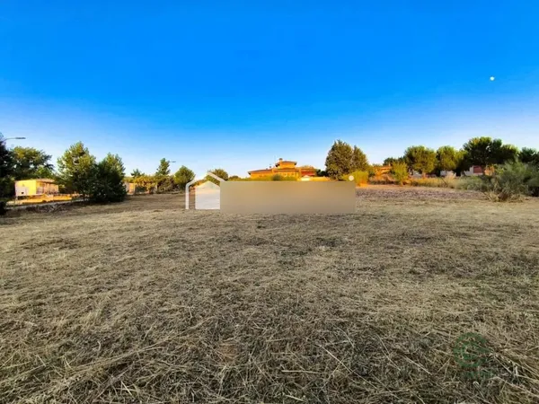 Terreno urbano de 0,2535 ha en venta en Guadalajara