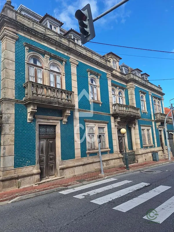 Casa de 0,0317 ha en venta en Covilhã, Castelo branco