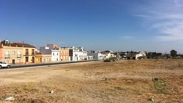 Terreno urbano de 0,2991 ha en venta en Burguillos de sevilla, Sevilla