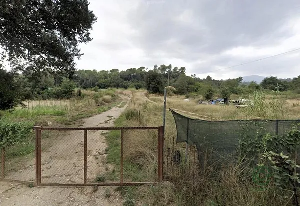 Finca rústica de 0,352 ha en venta en Castellar del valles, Barcelona