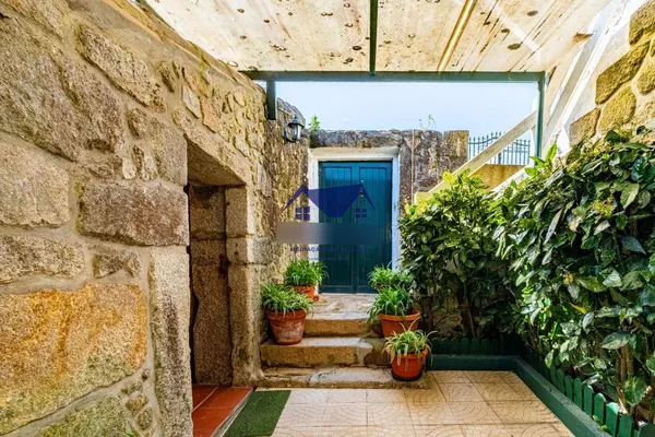 Casa de 0,0332 ha en venta en Vila do conde, Porto