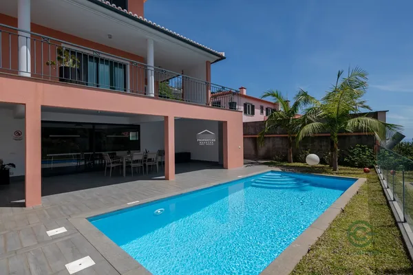 Casa de 0,042 ha en venta en São roque, Ilha da madeira