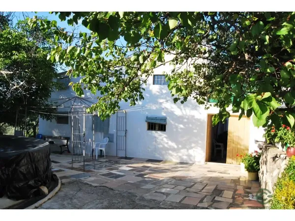 Finca rústica de 0,095 ha en venta en Loja, Granada