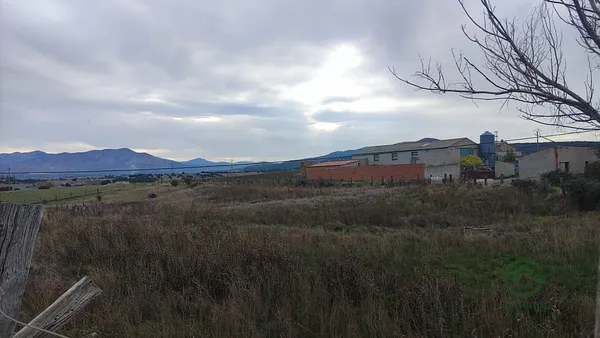 Terren urbà de 0,67 ha per a venda a Segòvia